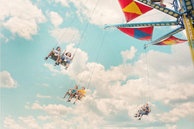 amusement-2456905_1920 (1)