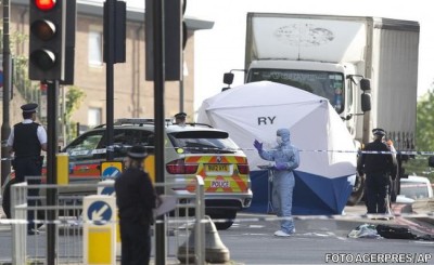 Londra sub asediu. Doi islamişti au decapitat un soldat în cartierul Woolwich