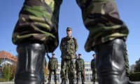 Armata Română, angajator de top pe timp de criză
