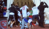 Nationalism si fotbal. Cum a oprit un steag partida de fotbal SERBIA-ALBANIA