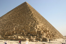Marea Piramidă din Giza dezvăluie data sfârșitului lumii. Profeția șocantă a unui numerolog creștin