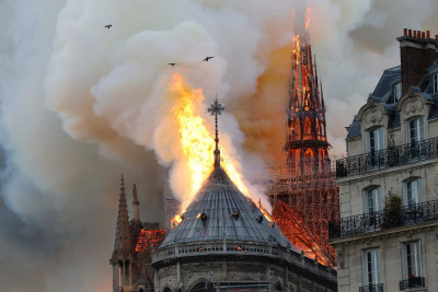 Notre-Dame de Paris. Posibilele cauze ale incendiului care a devastat catedrala