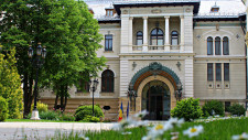 România liber: Cât costă Palatul Cotroceni?